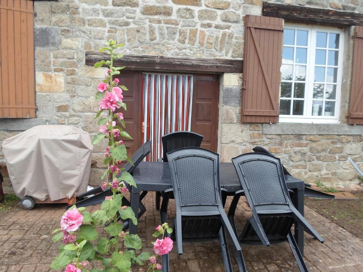 Relais Des Chaux Bed & Breakfast Saint-Jean-des-Ollieres Exterior photo